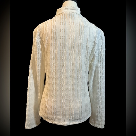 Max Studio Ivory Textured Long Sleeve Top - Picture 7 of 7